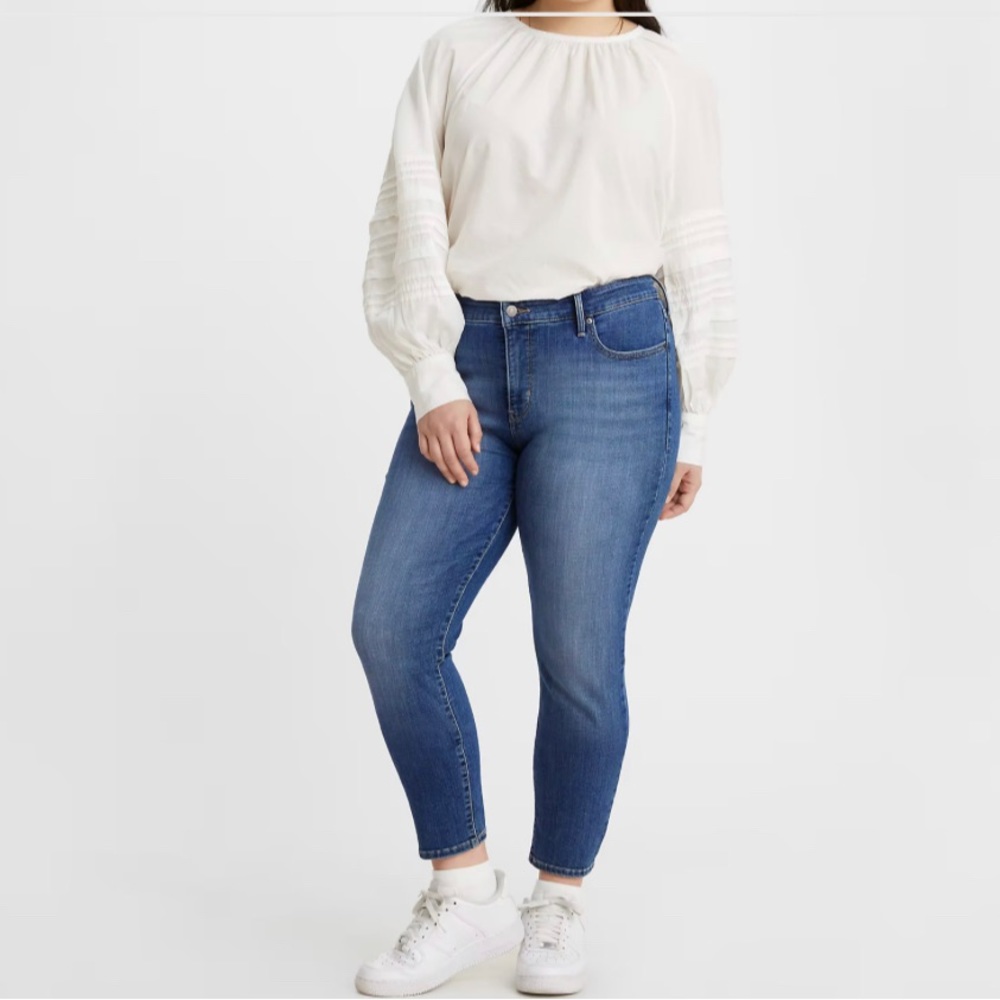 Levi’s 311 shaping skinny size 32 medium wash